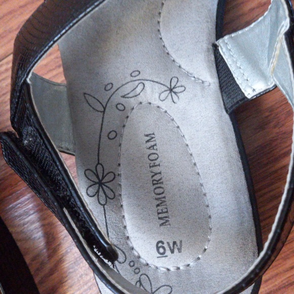 Memory Foam sandal - Picture 5 of 5
